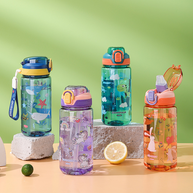 600ml Cartoon Animal Water Bot – Outdoor Camping Water Jug Bewertung und Preis